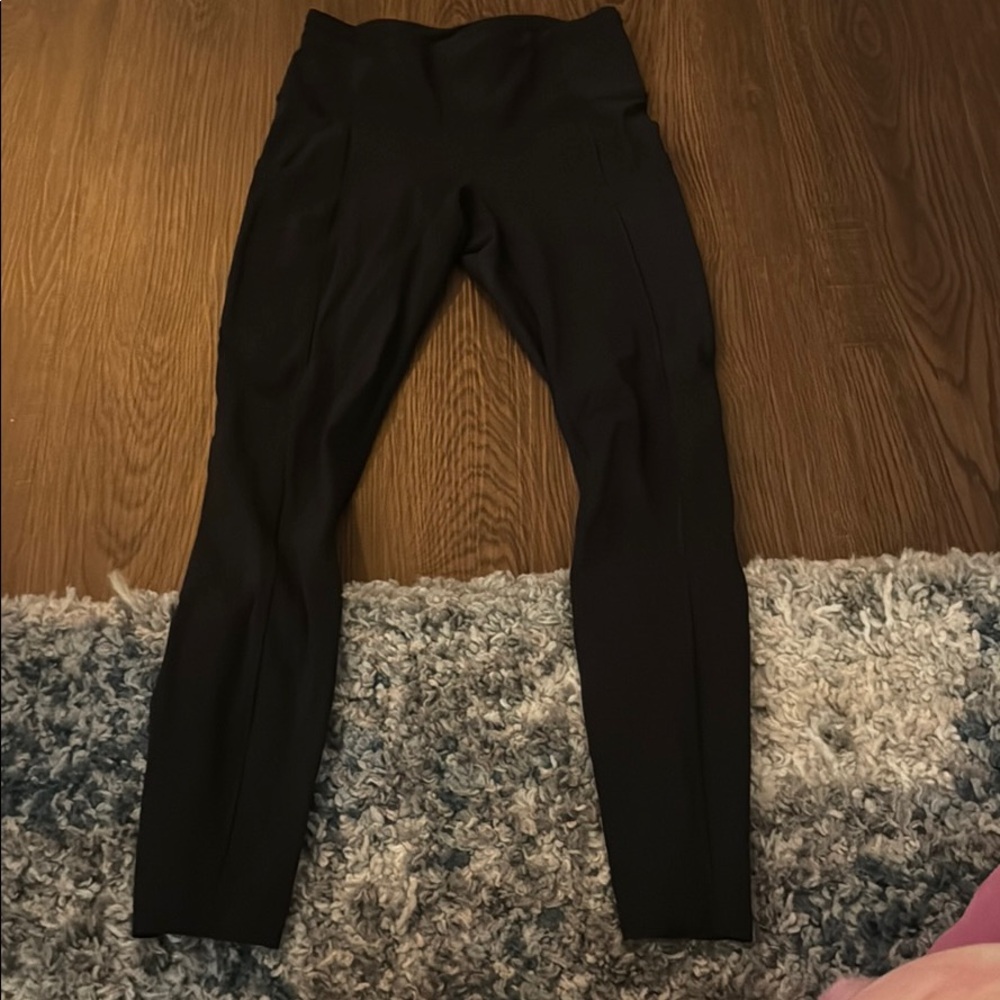 Black lululemon leggings!